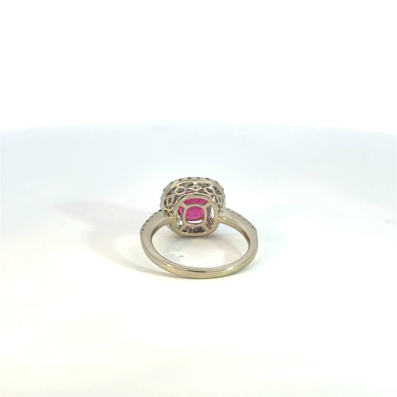 Anillo Oro Blanco 14K Rubi con Diamantes Naturales