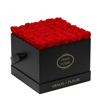 Arreglo Floral de Rosas en Caja Cuadrada Grande